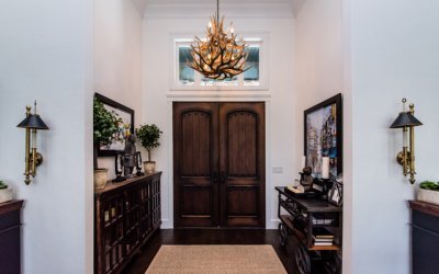 How to Size a Chandelier for Your Dining Room or Entryway