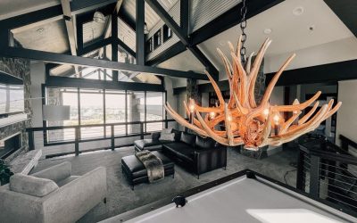 How to Choose Rustic Lighting for Large Spaces Like Great Rooms and Lodges